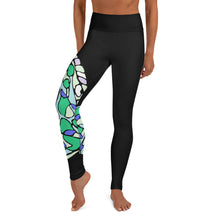 Load image into Gallery viewer, Black Snake Leggings
