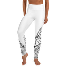 Load image into Gallery viewer, Black &amp; White Lizard Yoga Leggings
