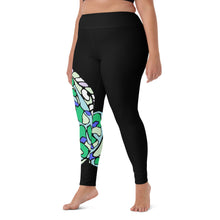 Load image into Gallery viewer, Black Snake Leggings
