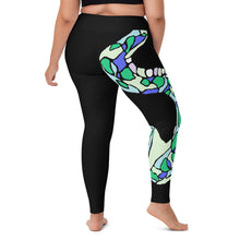 Load image into Gallery viewer, Black Snake Leggings
